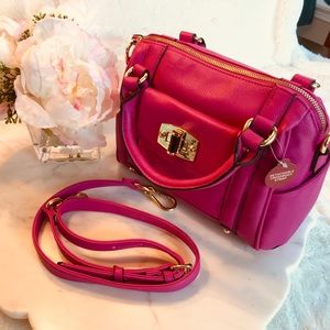 🌺BRIGHT PINK/FUSCHIA MERONA CROSSBODY 🌺